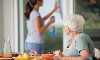 Entretien du domicile dans le respect du bénéficiaire et des règles d'hygiène