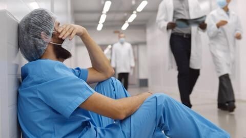 Stress et burn-out dans le domaine médical : Prévention et gestion des émotions négatives