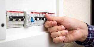Préparation à l'habilitation électrique - Personnel non électricien