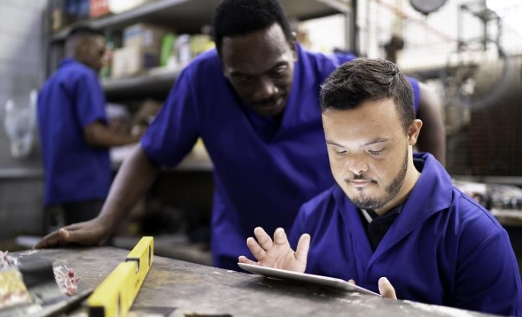 Formation gestes et postures en ESAT Formation gestes et postures en ESAT