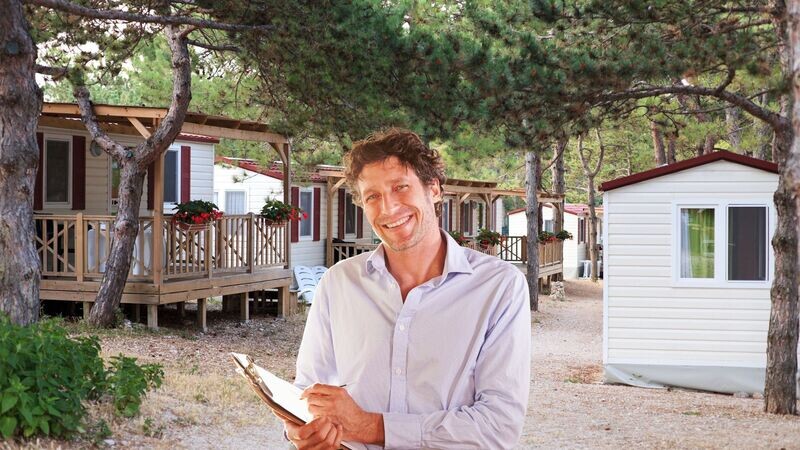 Initiation à la prévention des risques professionnels dans l'hôtellerie de plein air Initiation à la prévention des risques professionnels dans l'hôtellerie de plein air