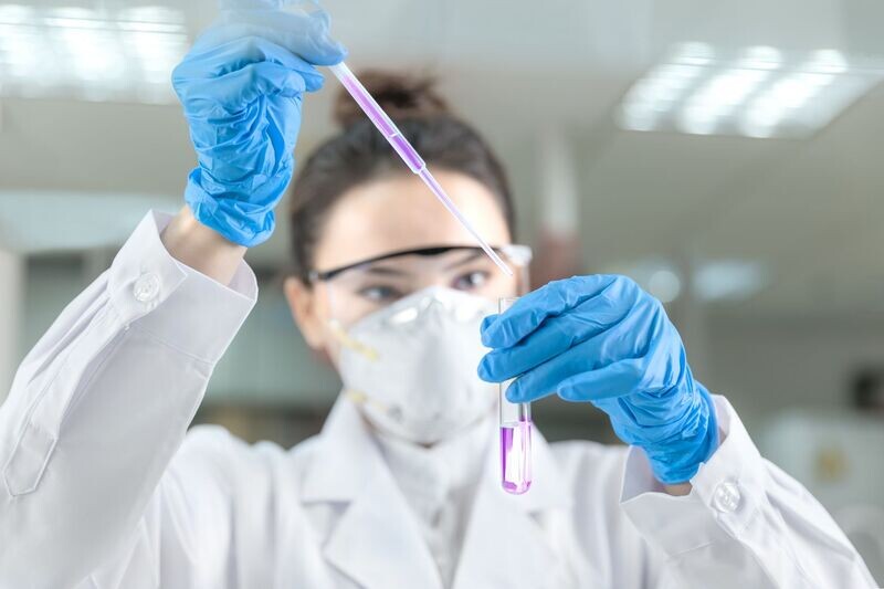 Prévention des TMS dans le secteur des laboratoires Prévention des TMS dans le secteur des laboratoires