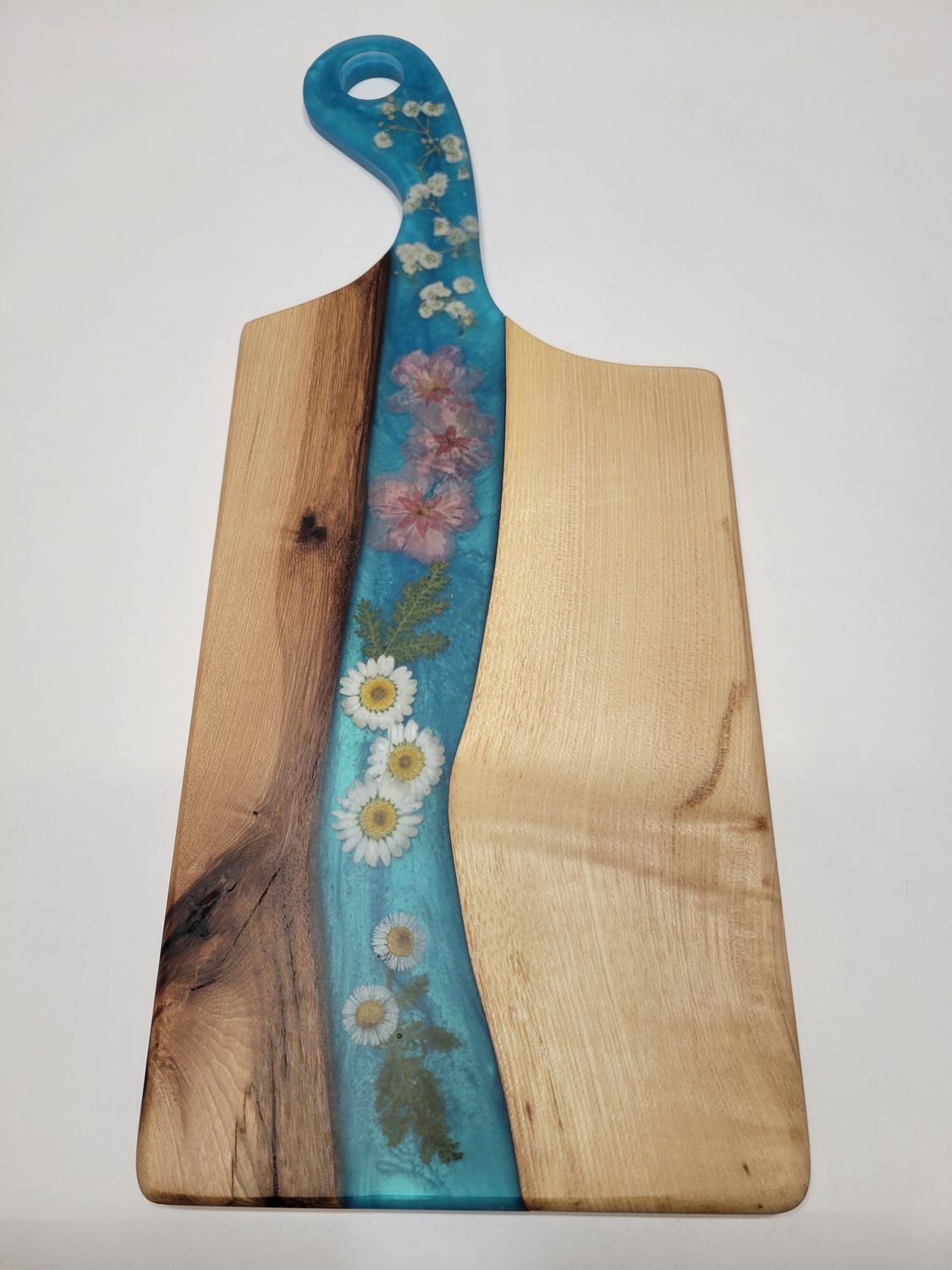 Board No. 2022 - Charcuterie / Serving Board