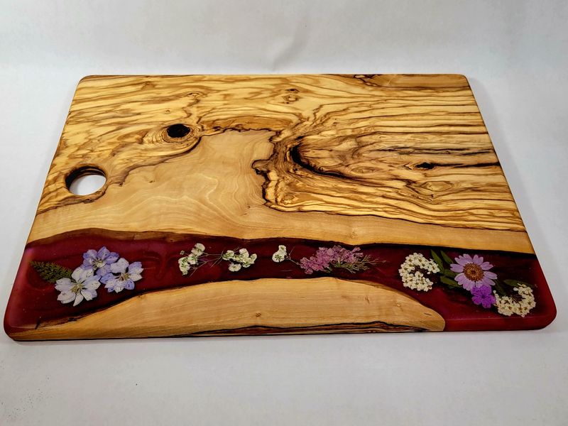 Board No. 2024 - Charcuterie / Serving Board