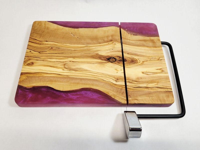 Board No. 2023 - Cheese and Olives