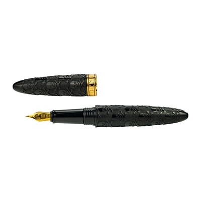 Gold Skull | Fountain pen | BENU Store Exclusive Gold Skull | Fountain pen | BENU Store Exclusive