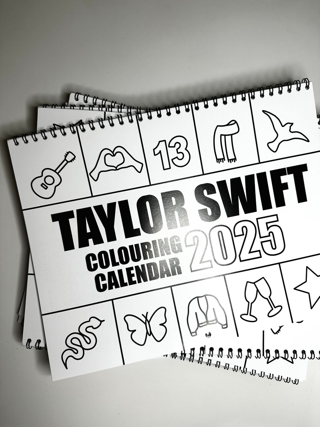 Taylor Swift: 2025 Colouring Calendar