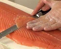 COUTEAU A POISSON A EFFILER