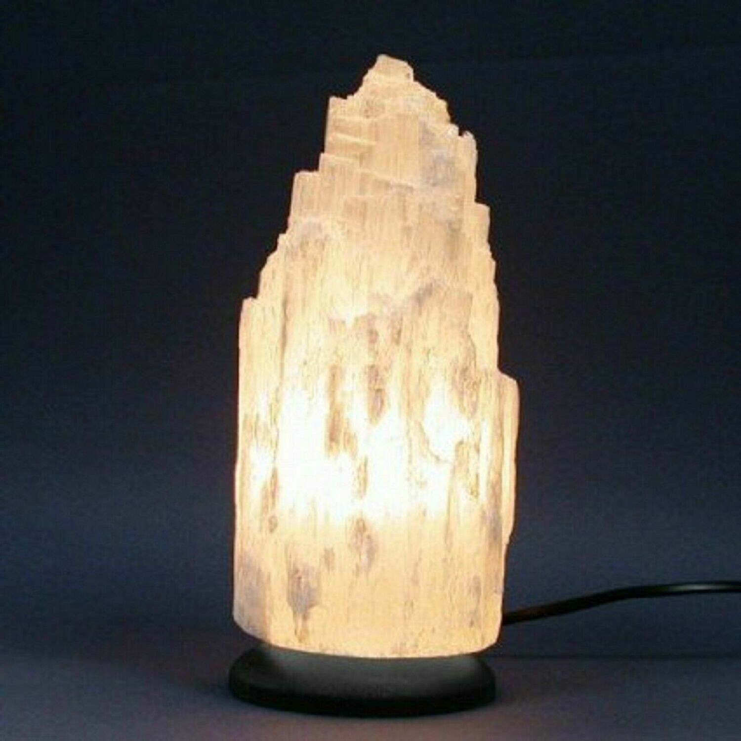 Lampe en sélénite hauteur 25 a 27 cm + Branchement+ Ampoule.