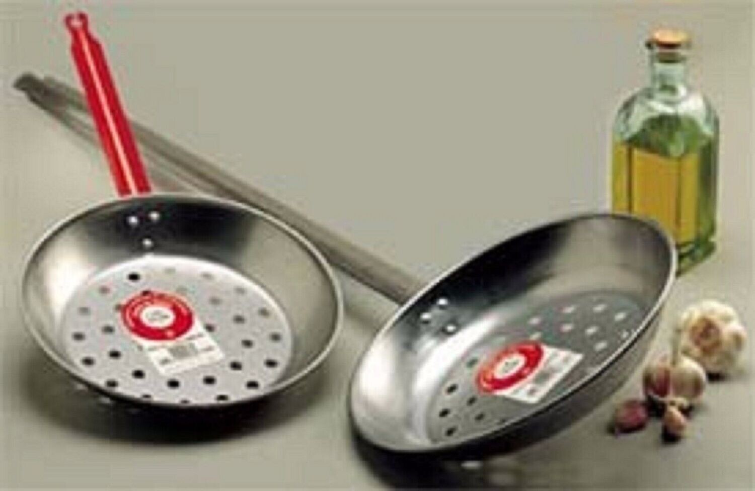 POELE A CHATAIGNE 28 CM