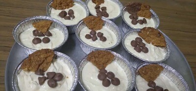 Chocochip vanilla cupcake size cheesecake