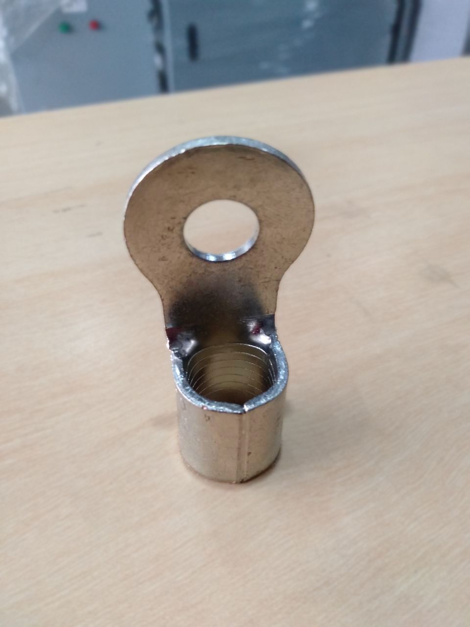 Battery Lugs 80-10