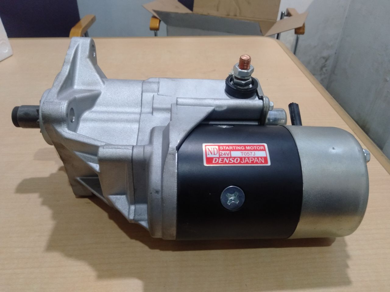 DENSO Starter Motor T057J