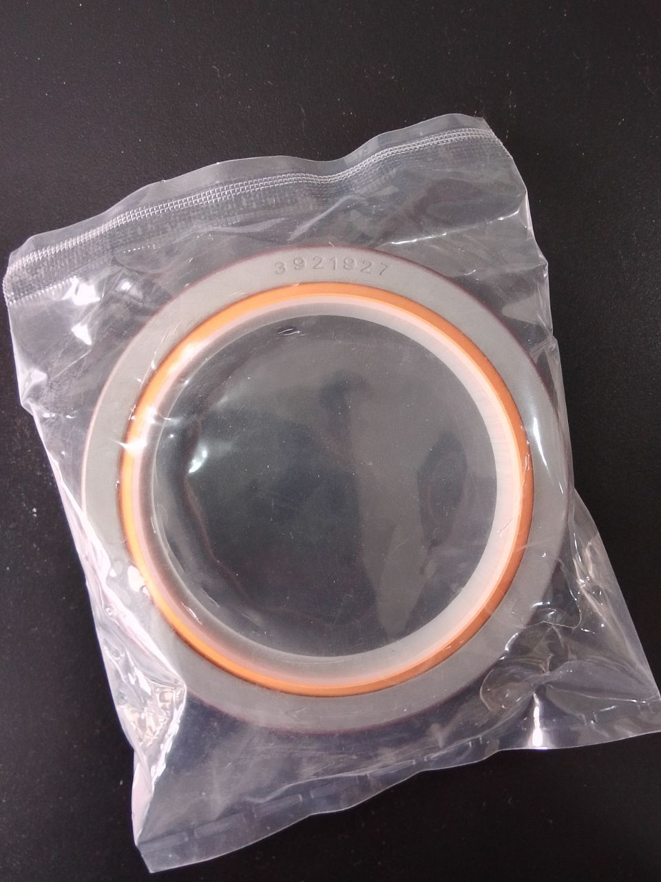 Front Oil Seal 3921927