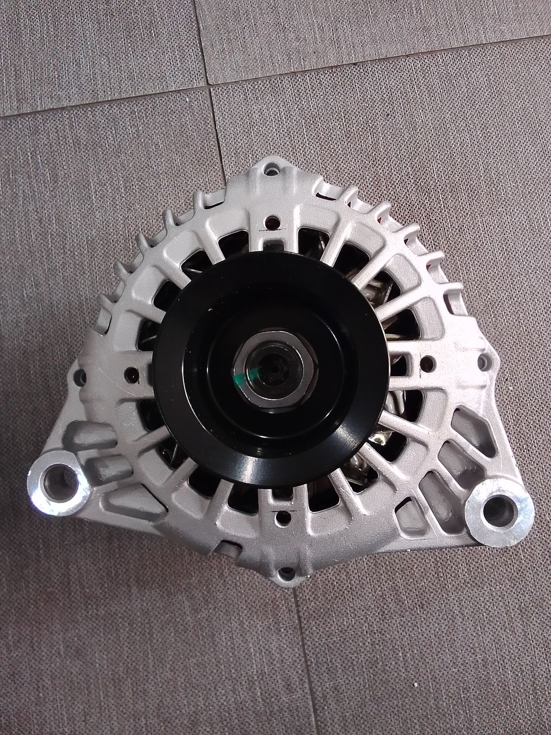 Charging Alternator 612600090780 for Weichai