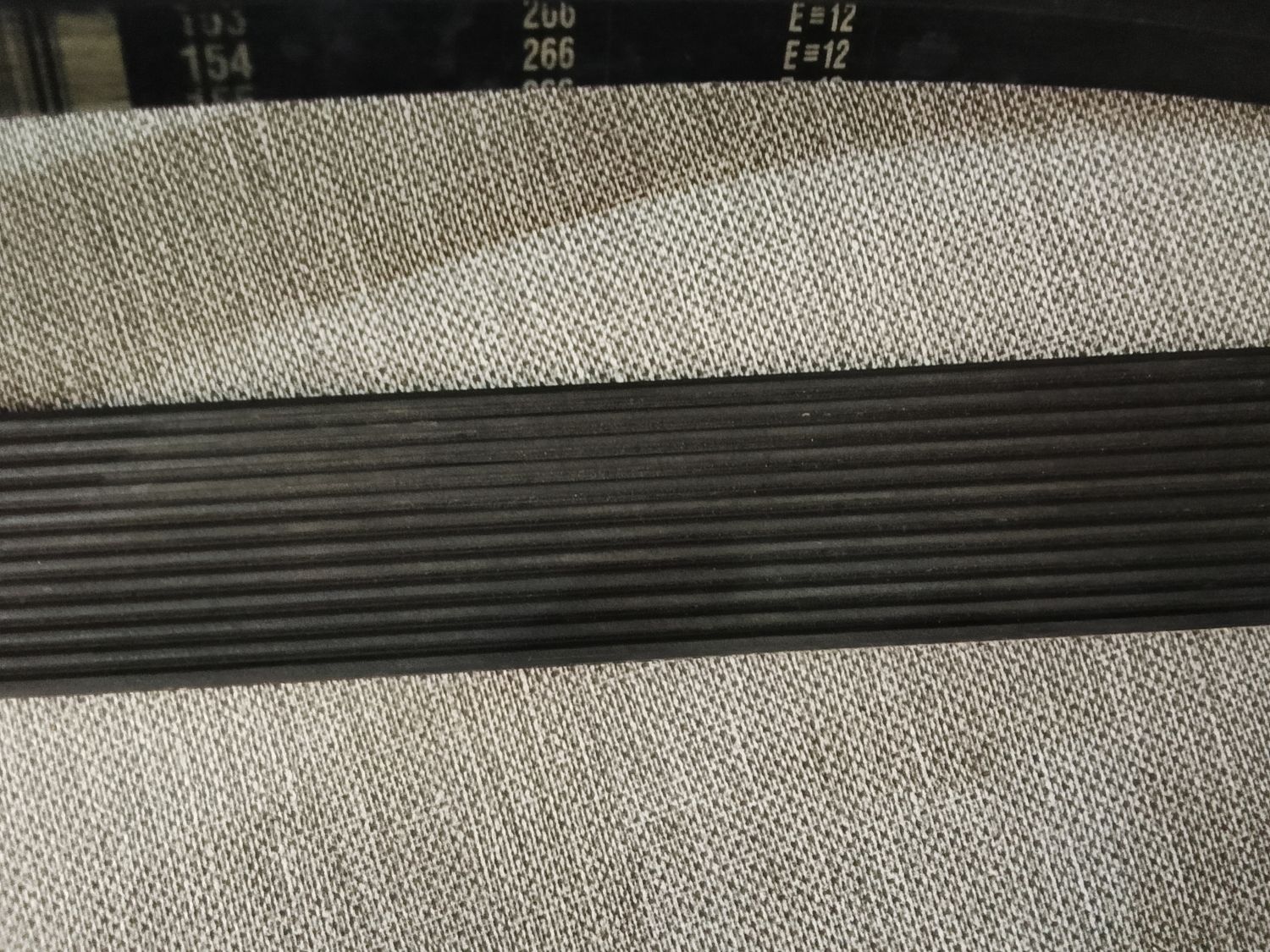 Fan Belt 3103836