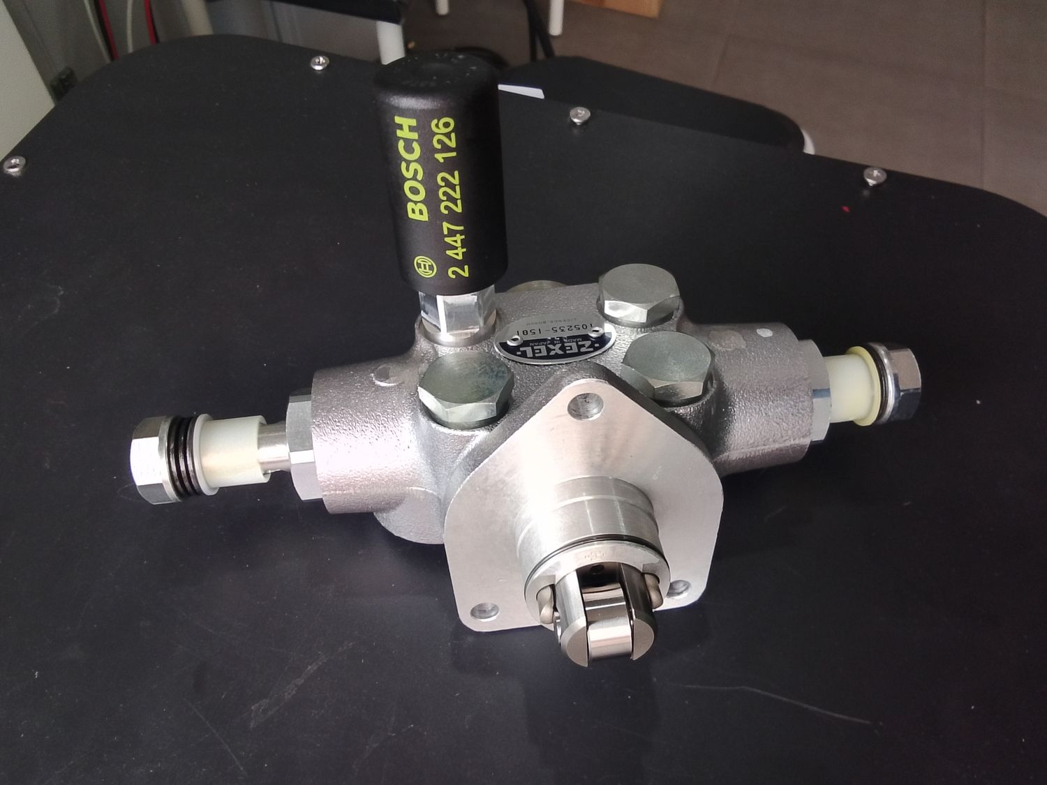 Lift Pump 04245-01120
