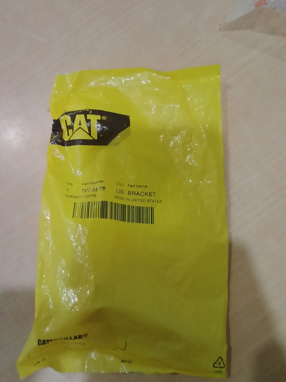 CATERPILLAR 7W-8876 Bracket