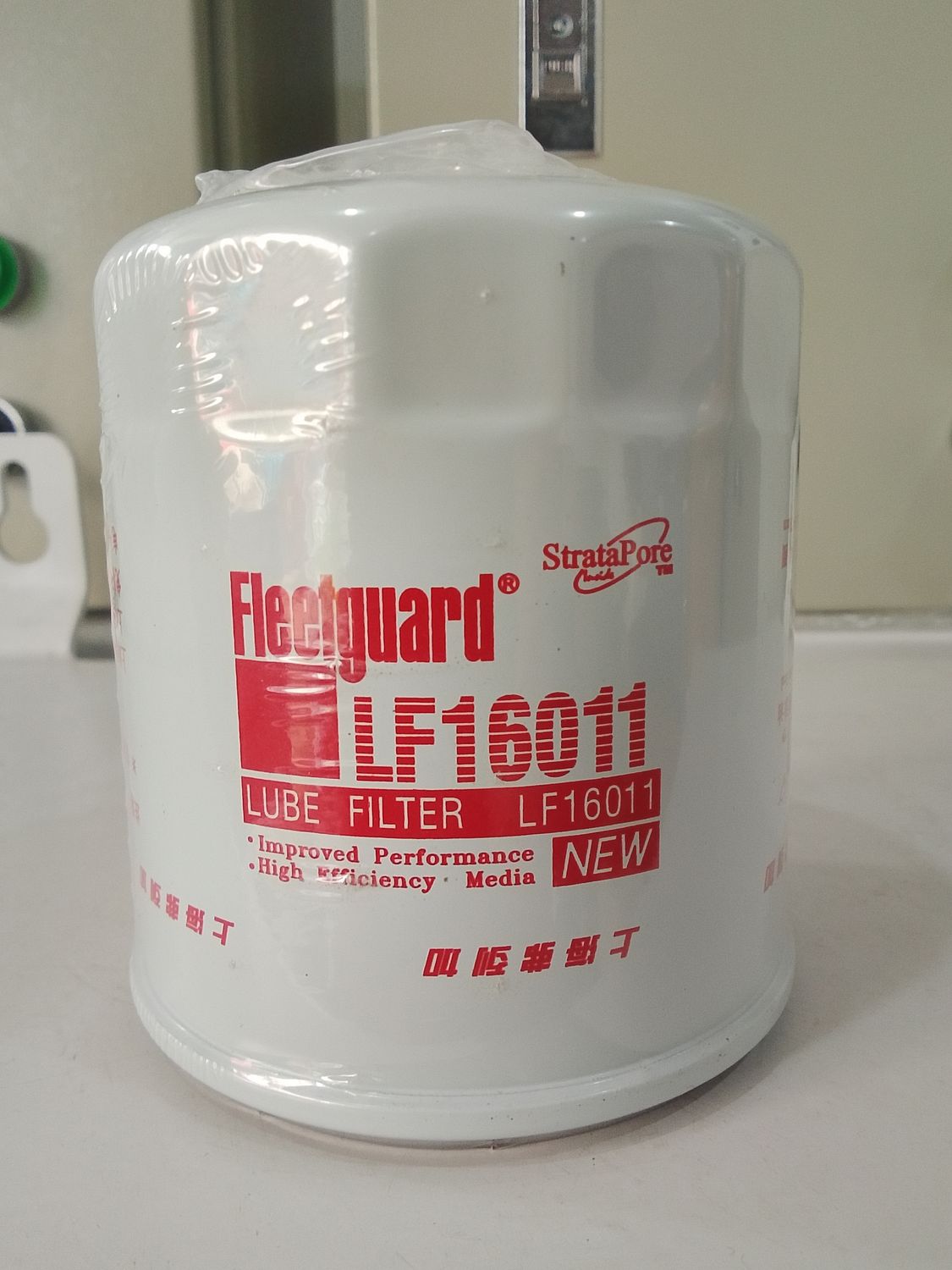 FLEETGUARD Oil Filter LF16011