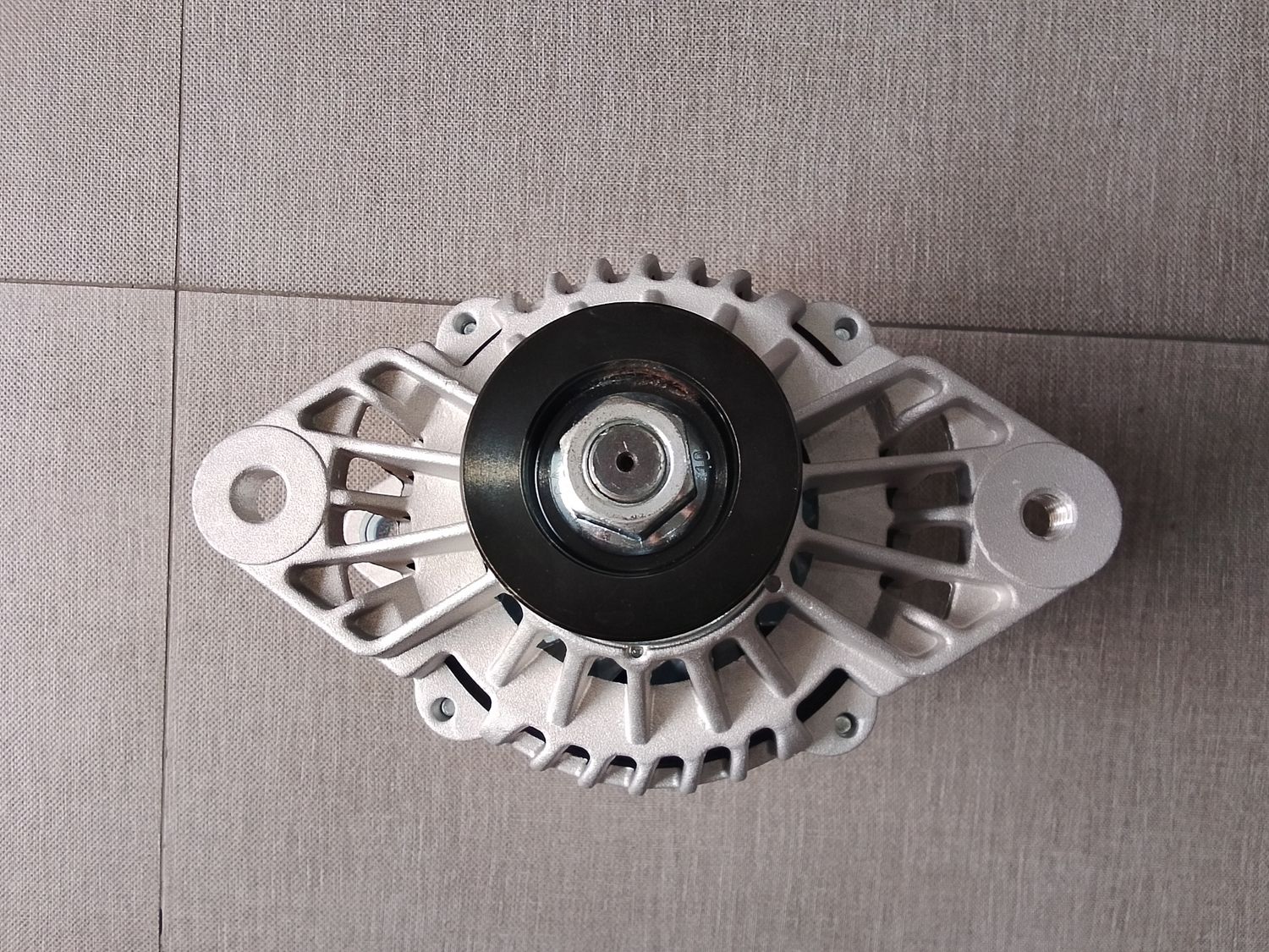 Charging Alternator 5282836 8600068