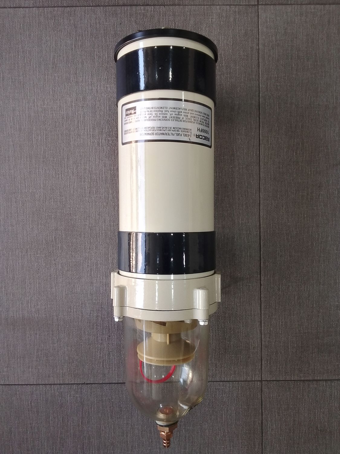 FLEETGUARD Fuel/Water Separator 1000FH