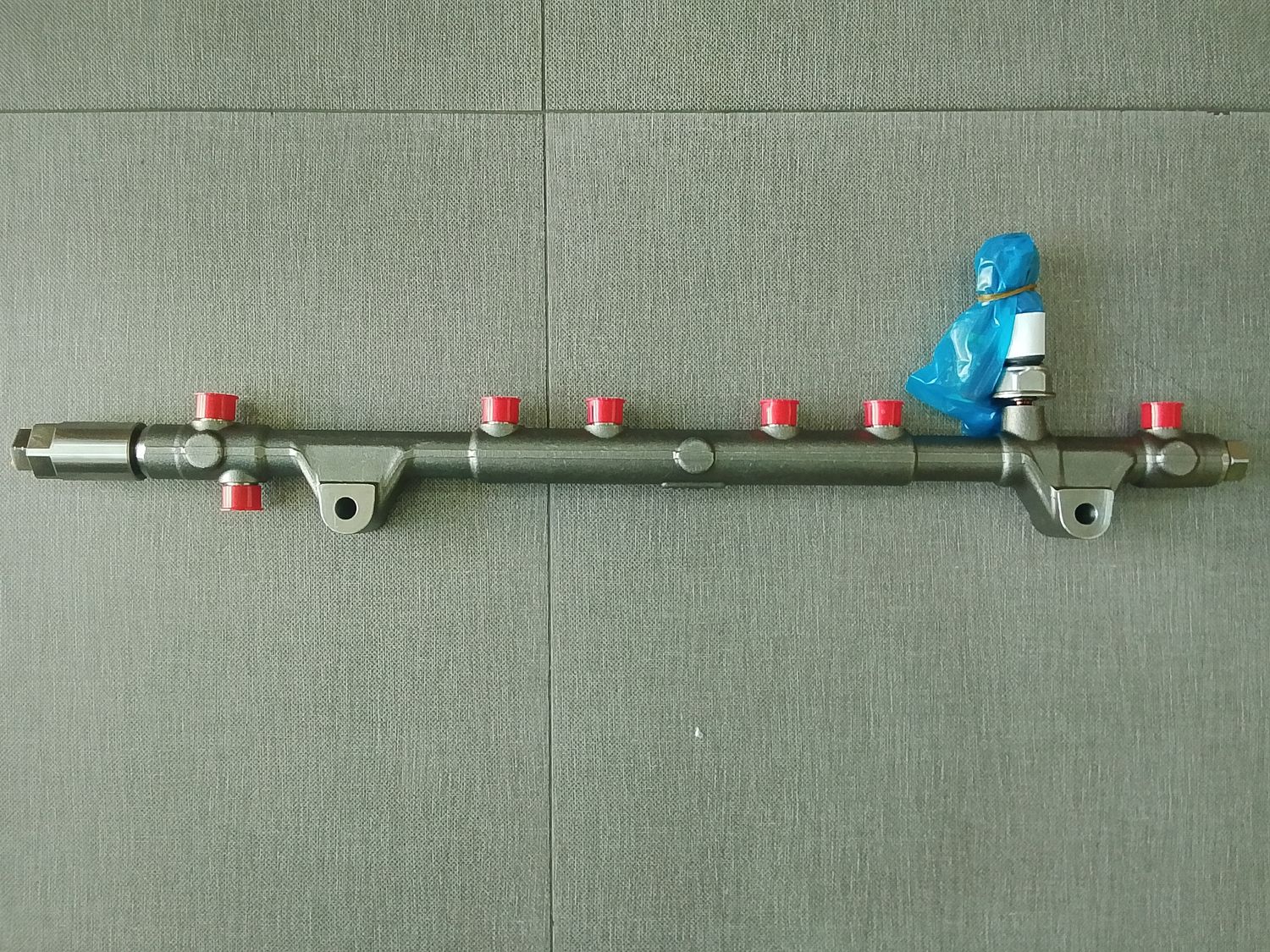 CUMMINS Fuel Manifold 4384648 4384083