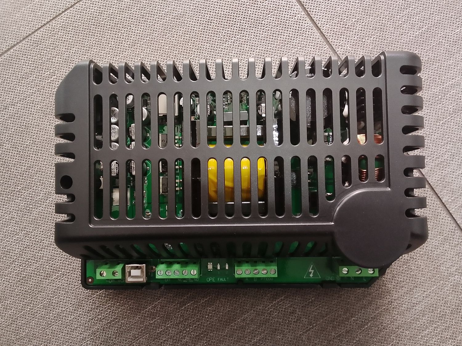 Battery Charger DSE9470 COPY