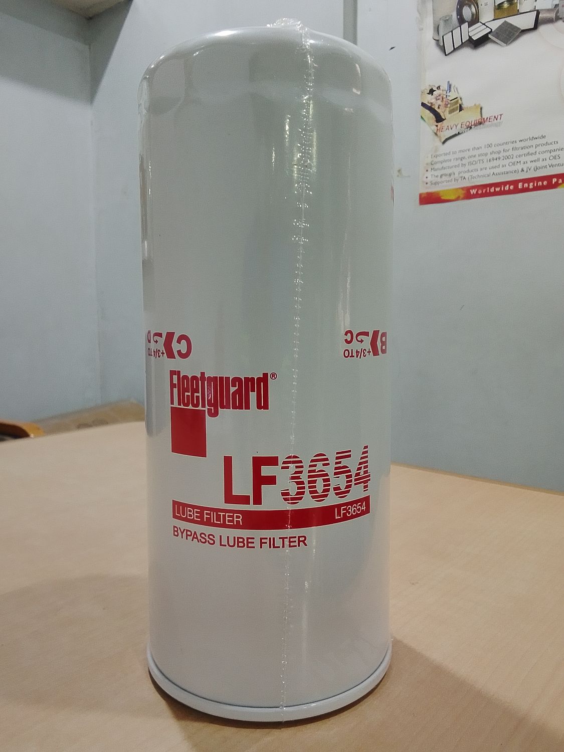 FLEETGUARD Oil Filter LF3654