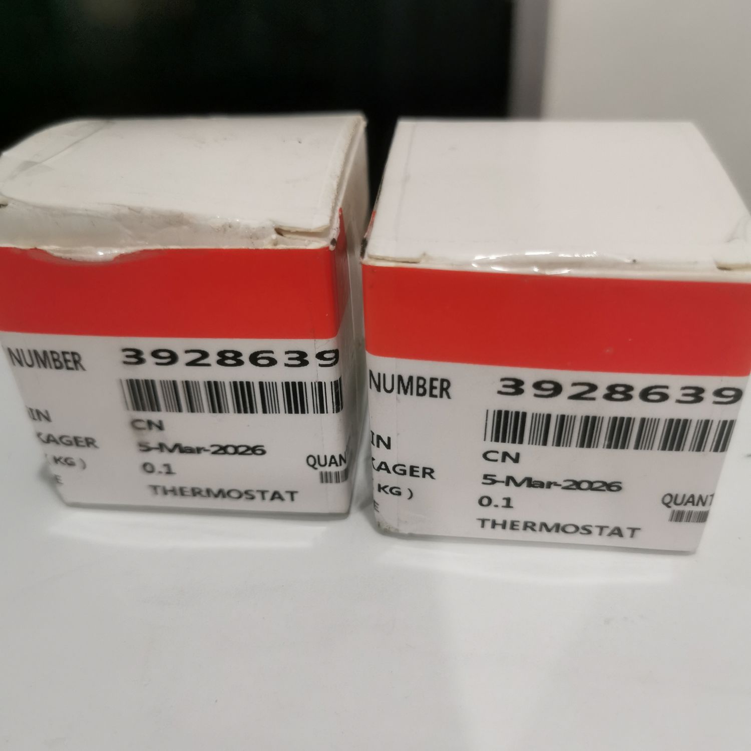 3928639 Thermostat