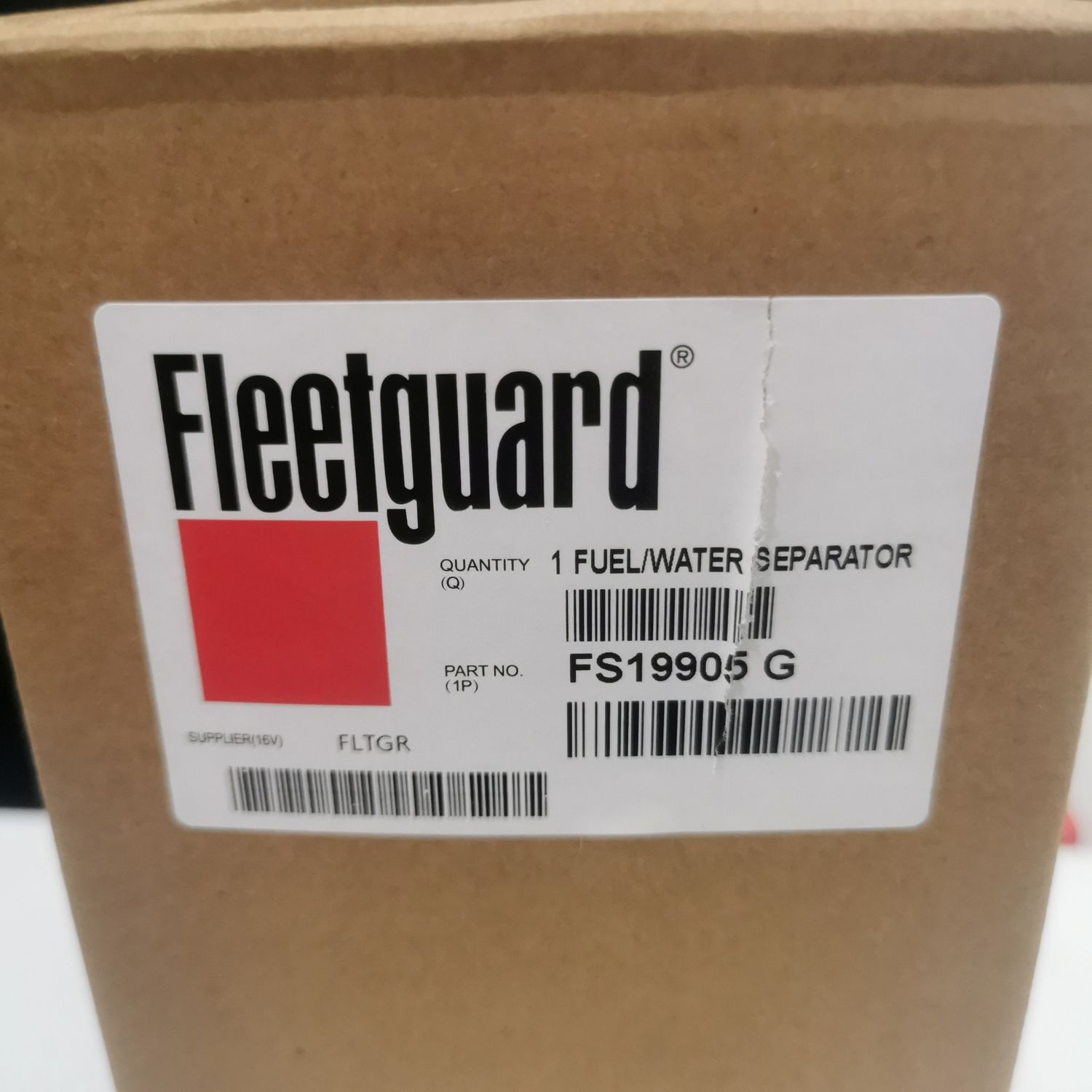 FLEETGUARD Fuel/Water Separator FS19905G