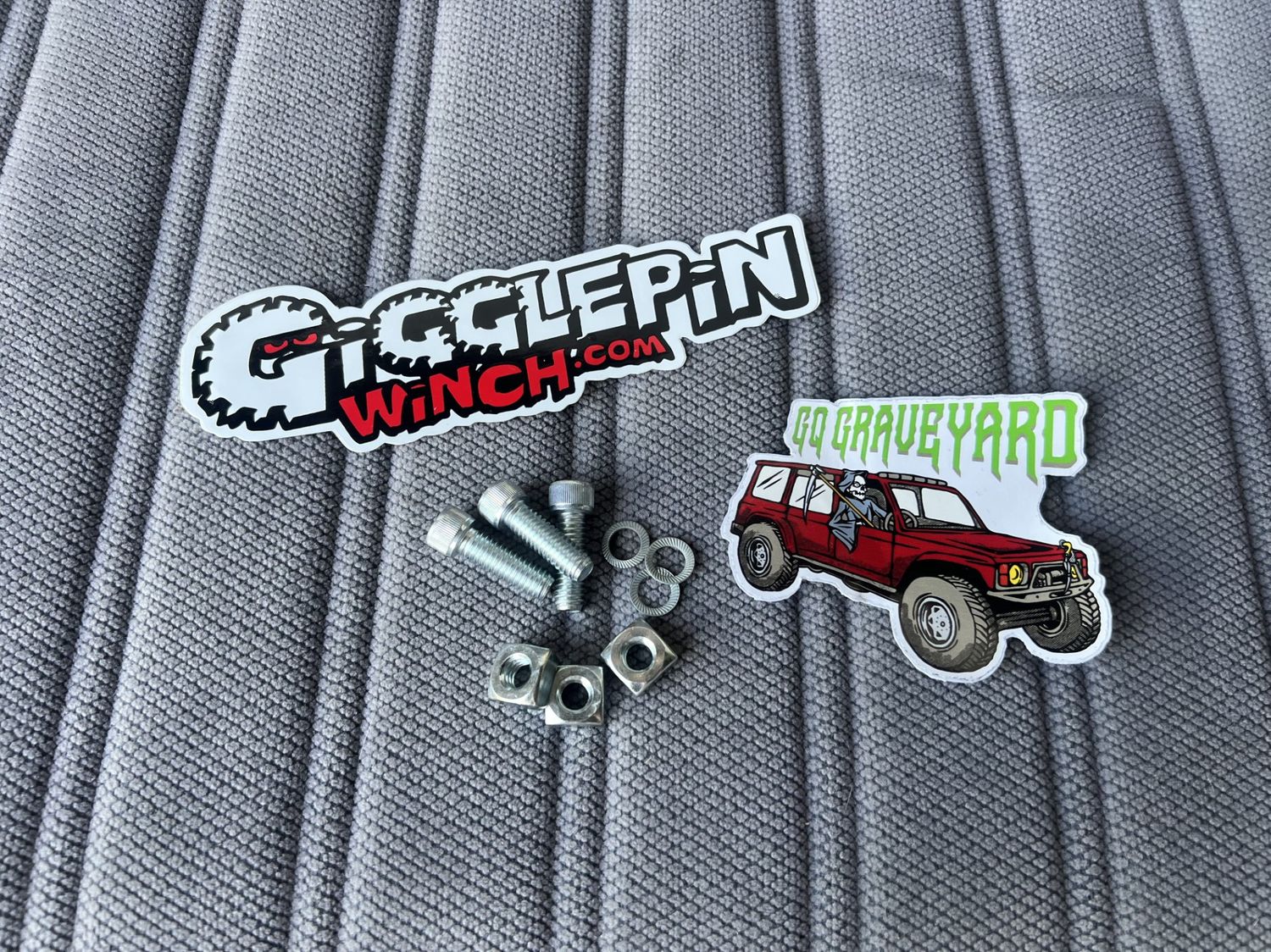 Top Housing Mounting Bolt Kit for Warn 8274/8074