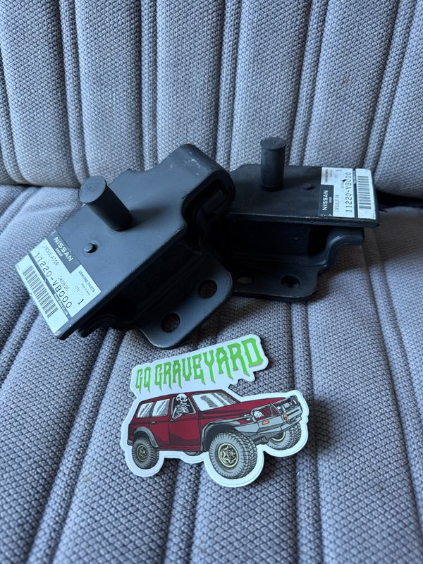 Genuine Nissan Engine Mount TD42/TB45 GU Patrol