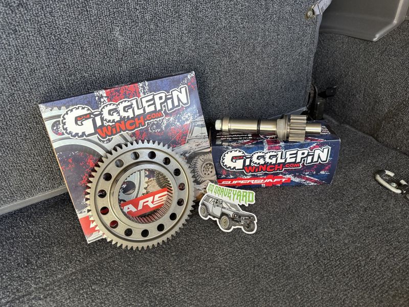 Gigglepin Hurricane Gear Set