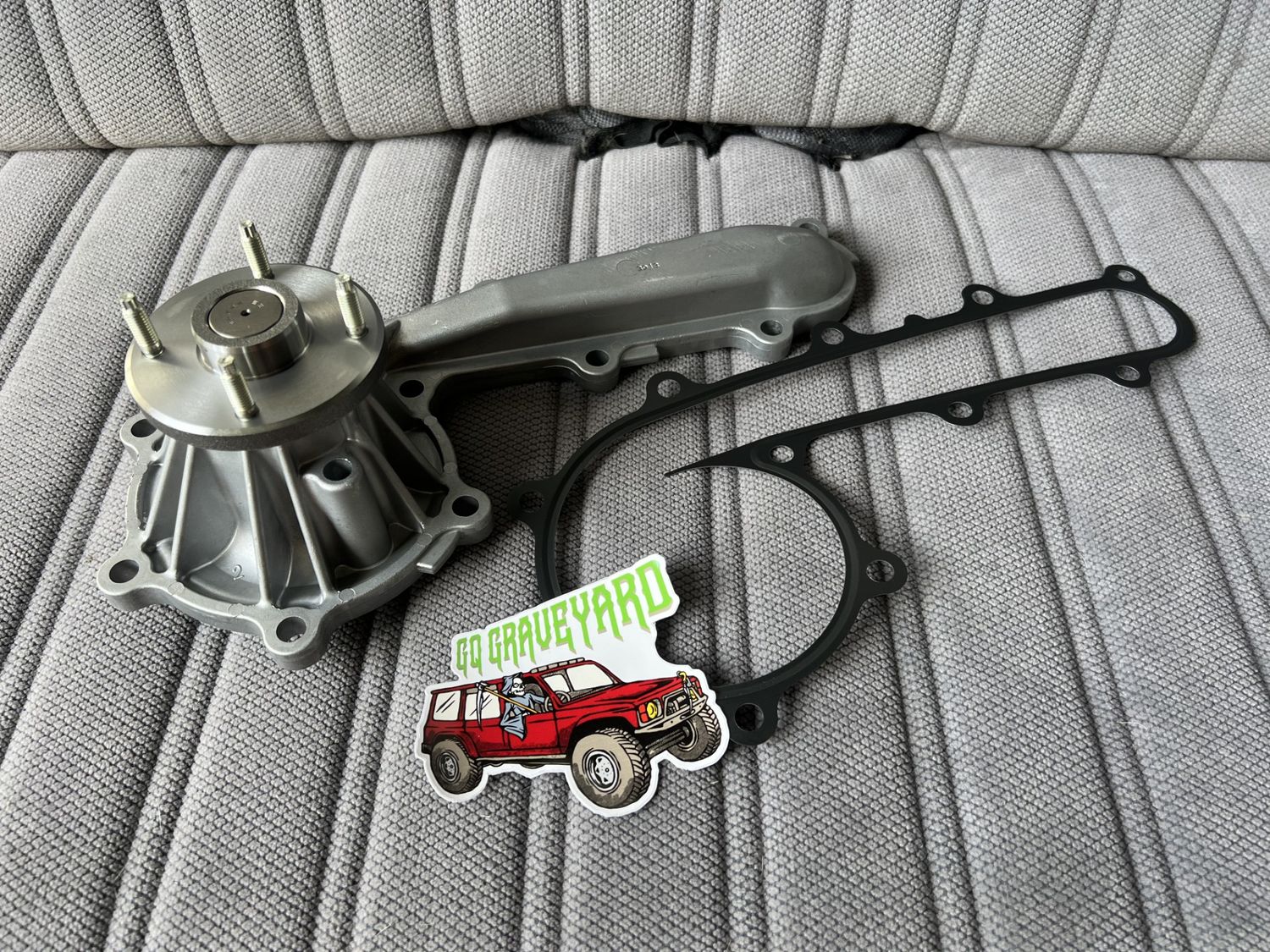 Genuine Nissan TB48 water pump and gasket