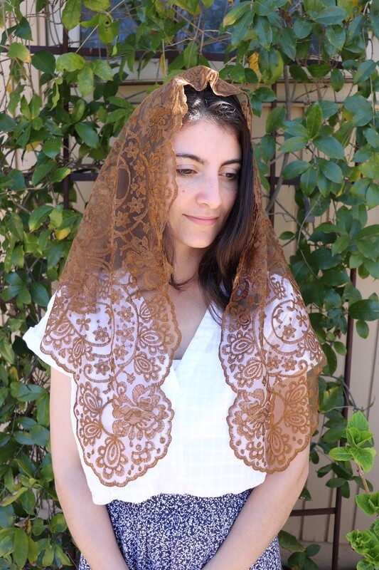 Lucia Veils