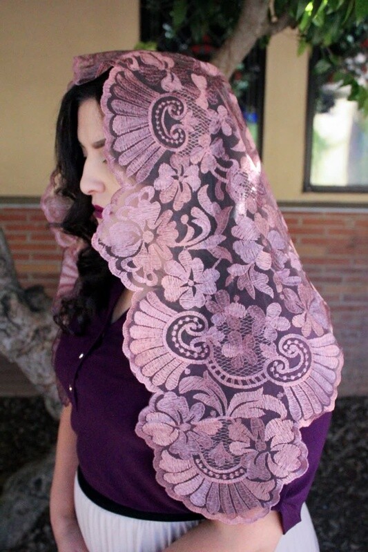 Lydia Veils