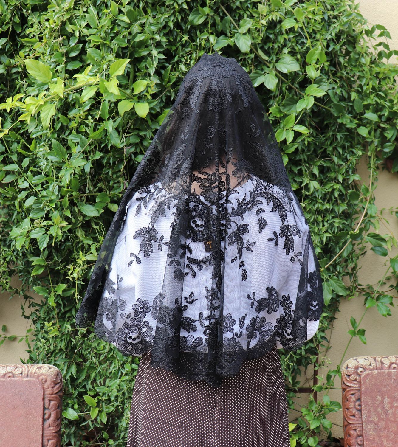 Ella Half Circle Veils, Colour: Black