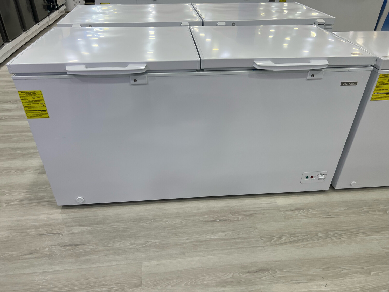 Freezer 20 pies Royal (2 puertas)