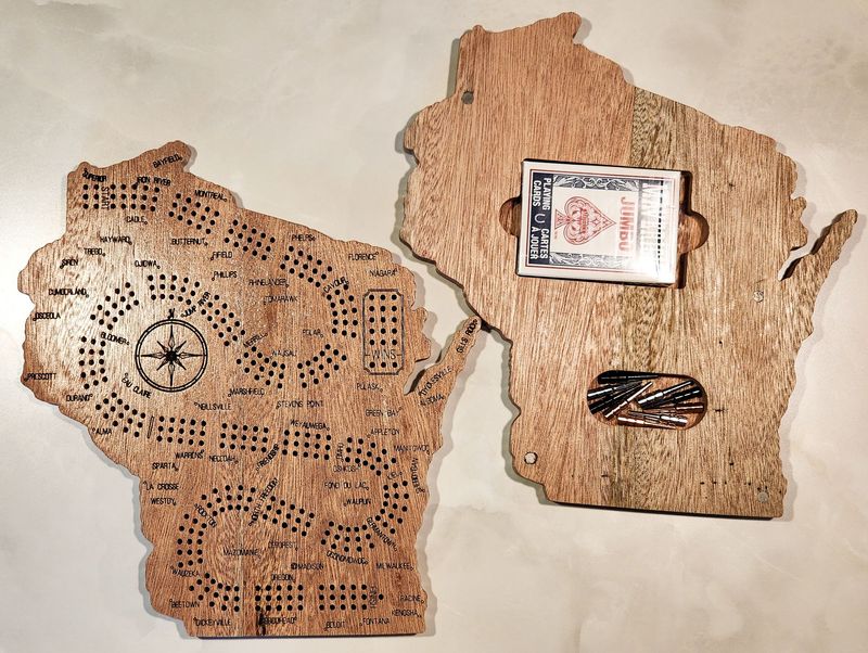 State Shaped Cribbage Board Set
