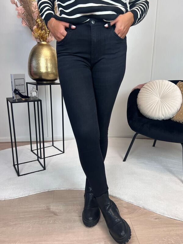 QUEEN SKINNY JEANS ZWART