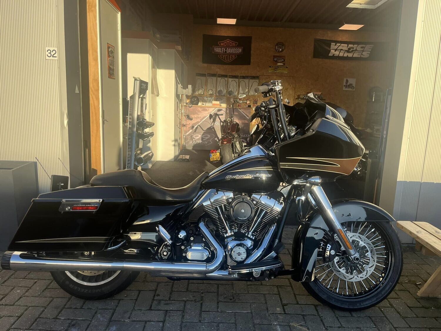 Harley-Davidson Road Glide FLTRU 2012