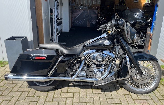 Electra Glide 2005