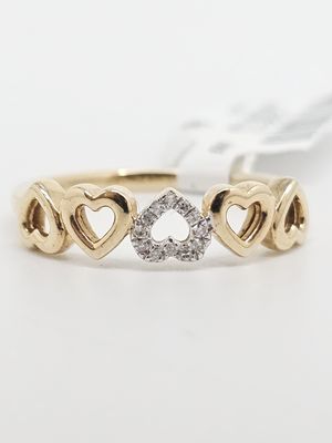 5 Hearts Ring