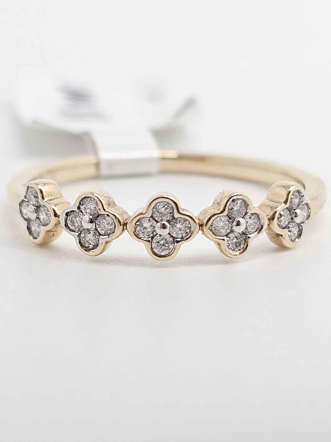 5 Clover Ring