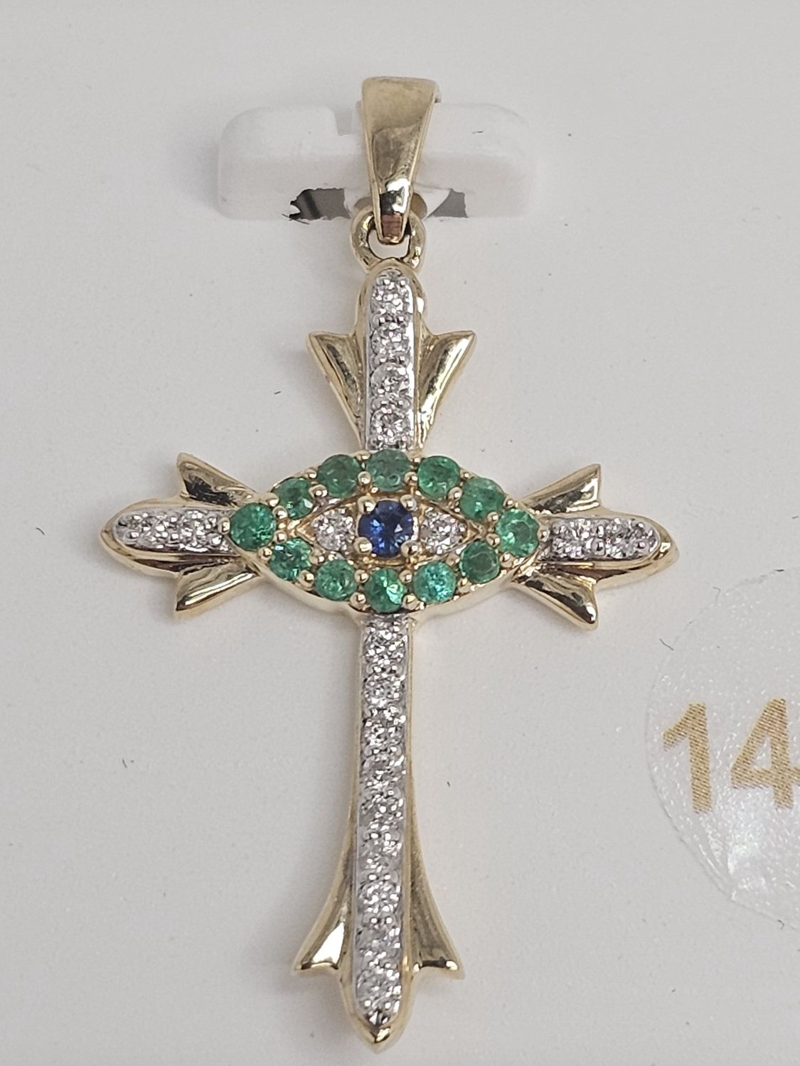Eye Cross