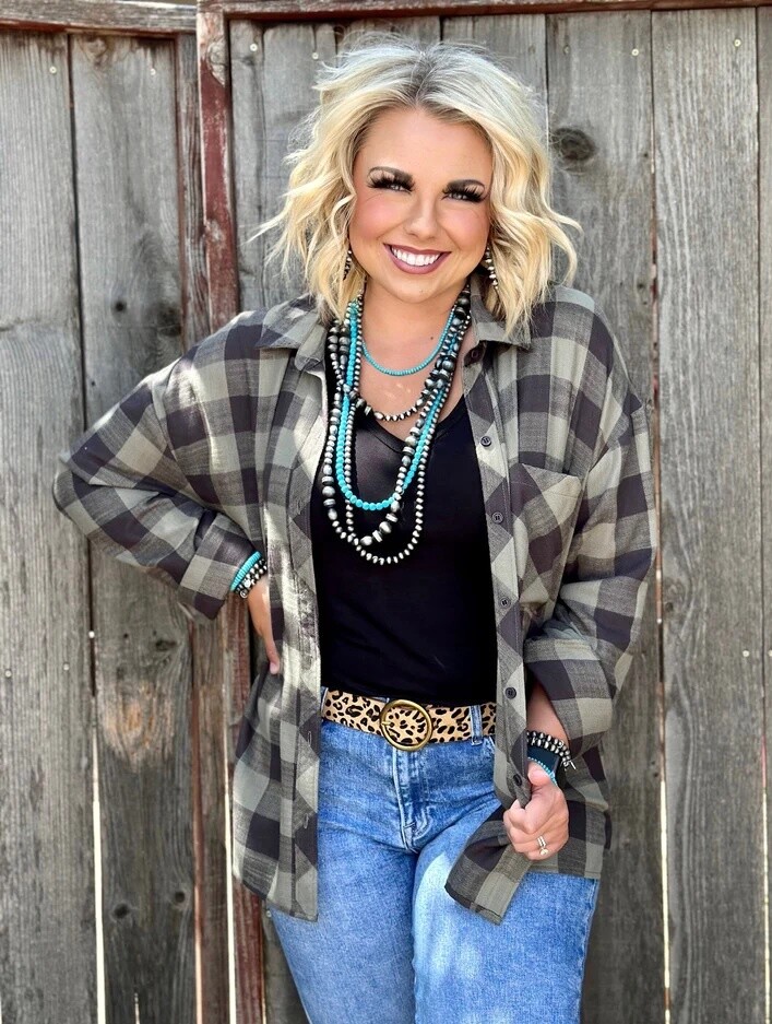 WOMEN&#39;S TEXAS TRUE THREADS OLIVE &amp; BLACK EVERYDAY COMFORT FLANNEL
