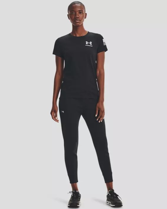 1370814-001 WOMEN&#39;S UNDER ARMOUR FREEDOM FLAG SHORT SLEEVE T-SHIRT
