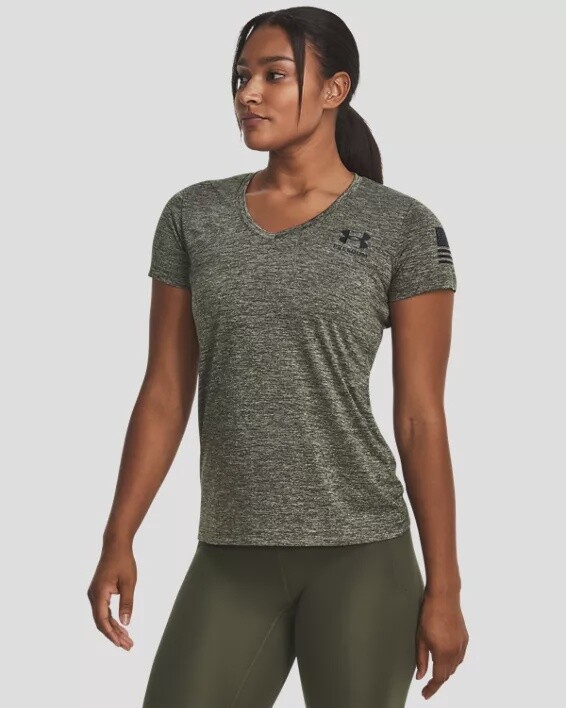 1369471-392 WOMEN&#39;S UNDER ARMOUR FREEDOM TECH SHORT SLEEVE V-NECK TEE