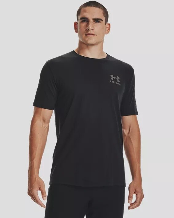 1370816-002 MEN&#39;S UNDER ARMOUR FREEDOM FLAG CAMO T-SHIRT