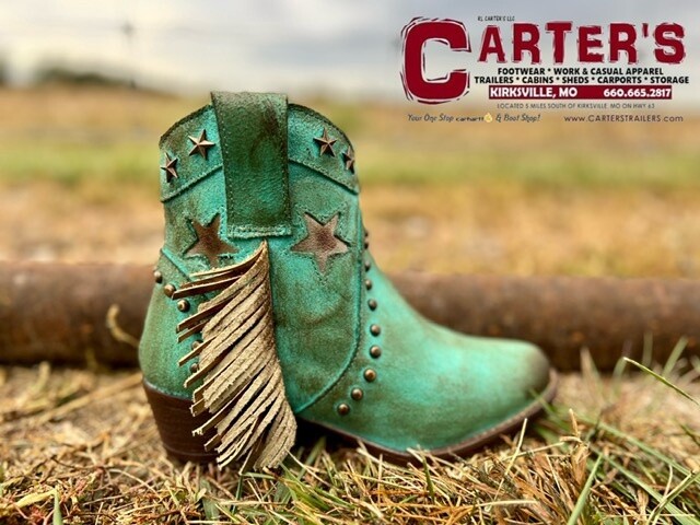 Q0233 WOMEN&#39;S CIRCLE G BY CORRAL TURQUOISE FRINGE &amp; STAR STUDS W/ STAR INLAY ANKLE BOOTIE